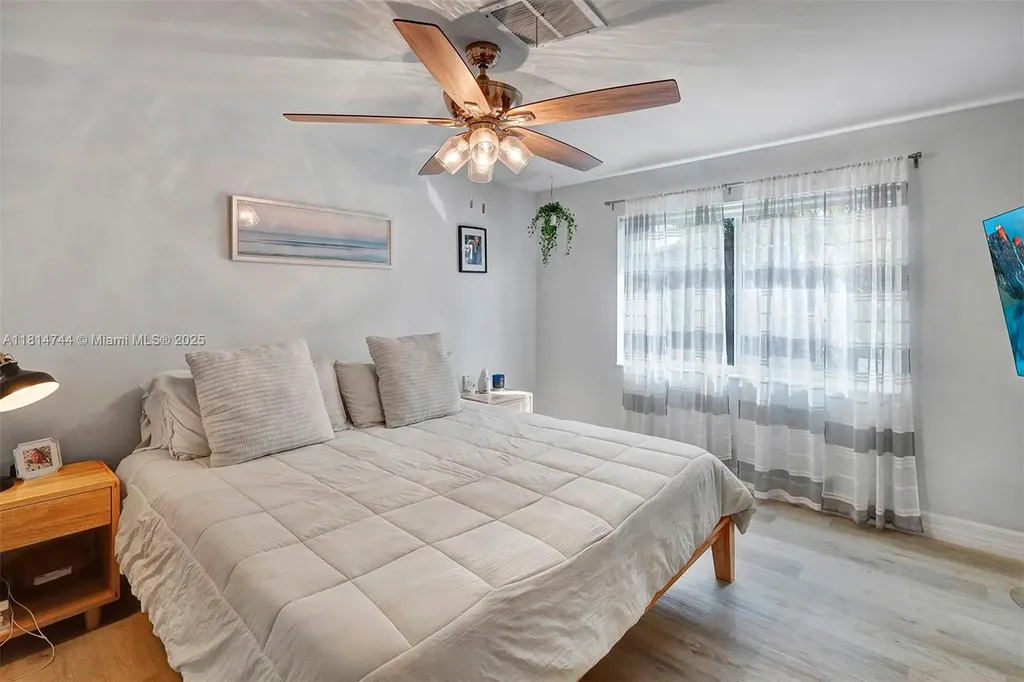 2700 SW 34th Avenue Fort Lauderdale FL 33312