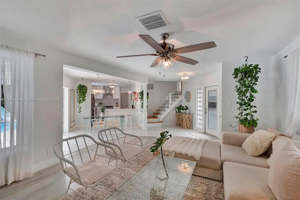 2700 SW 34th Avenue Fort Lauderdale FL 33312