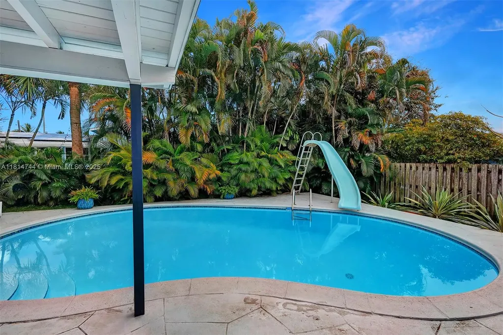 2700 SW 34th Avenue Fort Lauderdale FL 33312