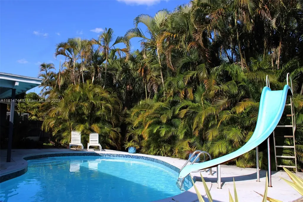 2700 SW 34th Avenue Fort Lauderdale FL 33312