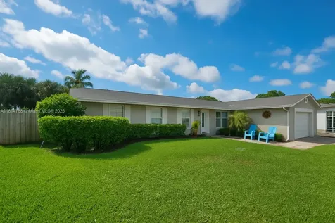 4706 25th Avenue SW Naples FL 34116