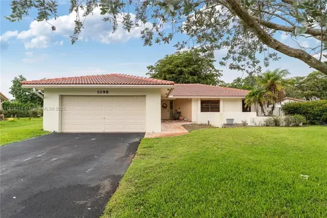 1098 NW 83rd Drive Coral Springs FL 33071