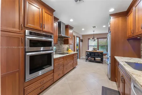 1098 NW 83rd Drive Coral Springs FL 33071