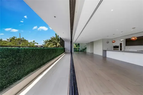 420 N Hibiscus Drive Miami Beach FL 33139