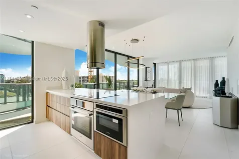 9901 W Bay Harbor Drive Bay Harbor Islands FL 33154