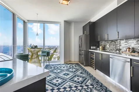 300 S Pointe Drive Miami Beach FL 33139