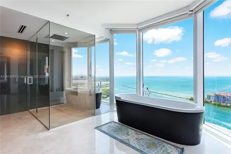 300 S Pointe Drive Miami Beach FL 33139
