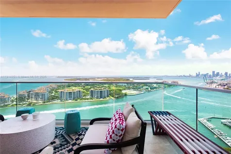 300 S Pointe Drive Miami Beach FL 33139