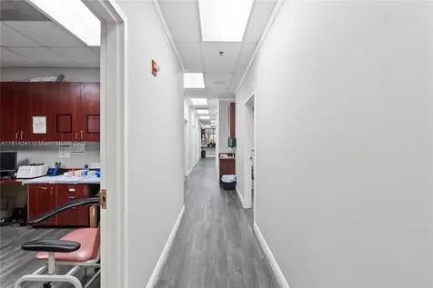 4301 S Flamingo Road Davie FL 33330