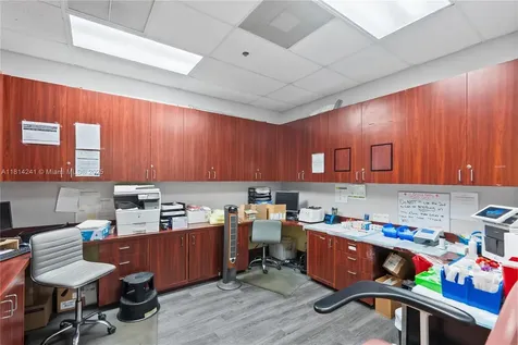 4301 S Flamingo Road Davie FL 33330