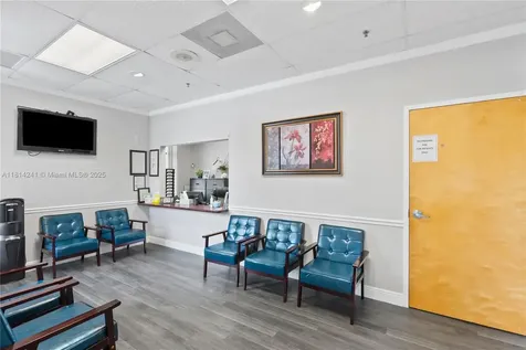 4301 S Flamingo Road Davie FL 33330