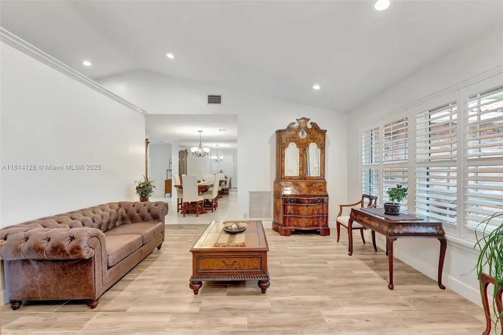 5655 NW 86th Avenue Coral Springs FL 33067