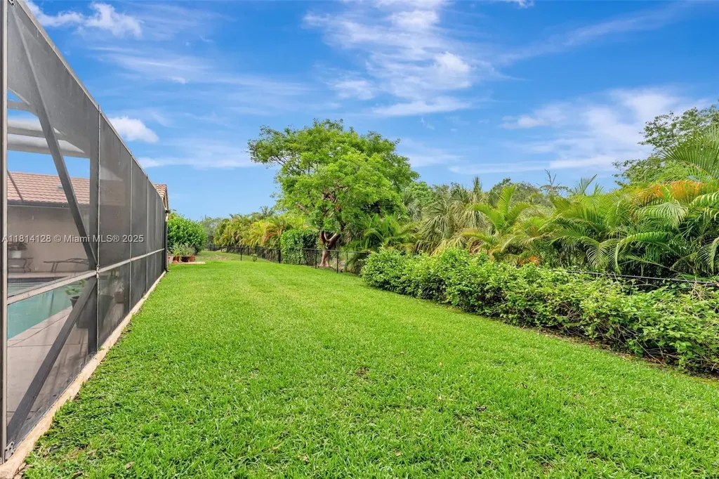 5655 NW 86th Avenue Coral Springs FL 33067