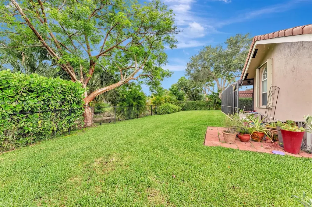 5655 NW 86th Avenue Coral Springs FL 33067