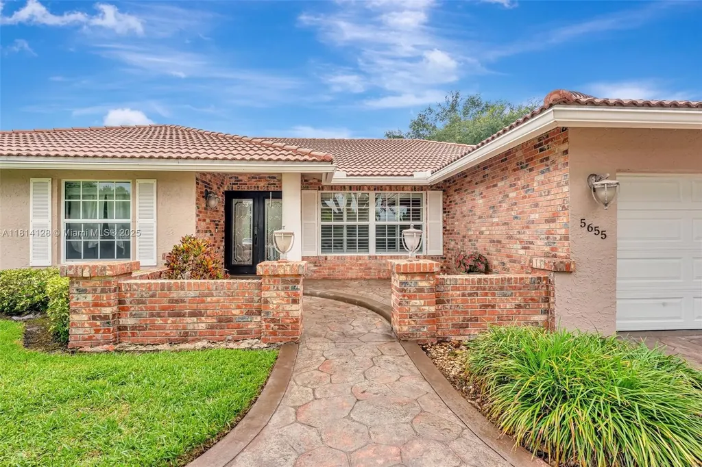 5655 NW 86th Avenue Coral Springs FL 33067