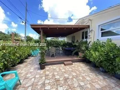 2221 SW 26th Lane Miami FL 33133