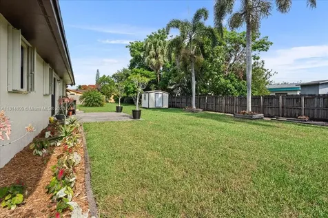 347 NW 17th Street Homestead FL 33030