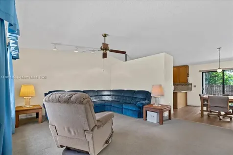 347 NW 17th Street Homestead FL 33030