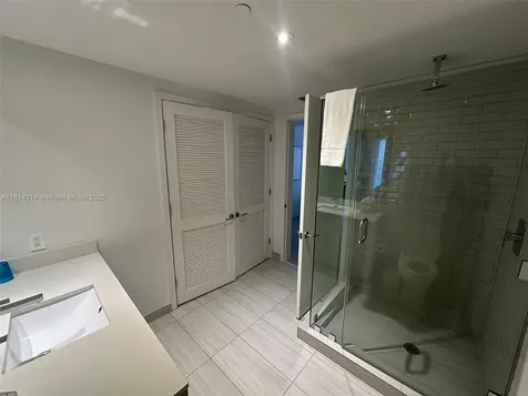 4010 S Ocean Drive Hollywood FL 33019