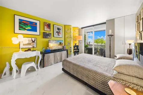 1670 Lincoln Court Miami Beach FL 33139