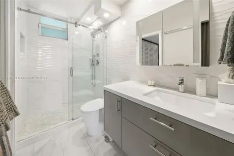 1670 Lincoln Court Miami Beach FL 33139