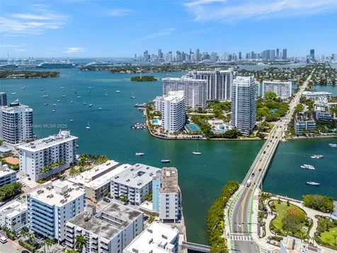 1670 Lincoln Court Miami Beach FL 33139