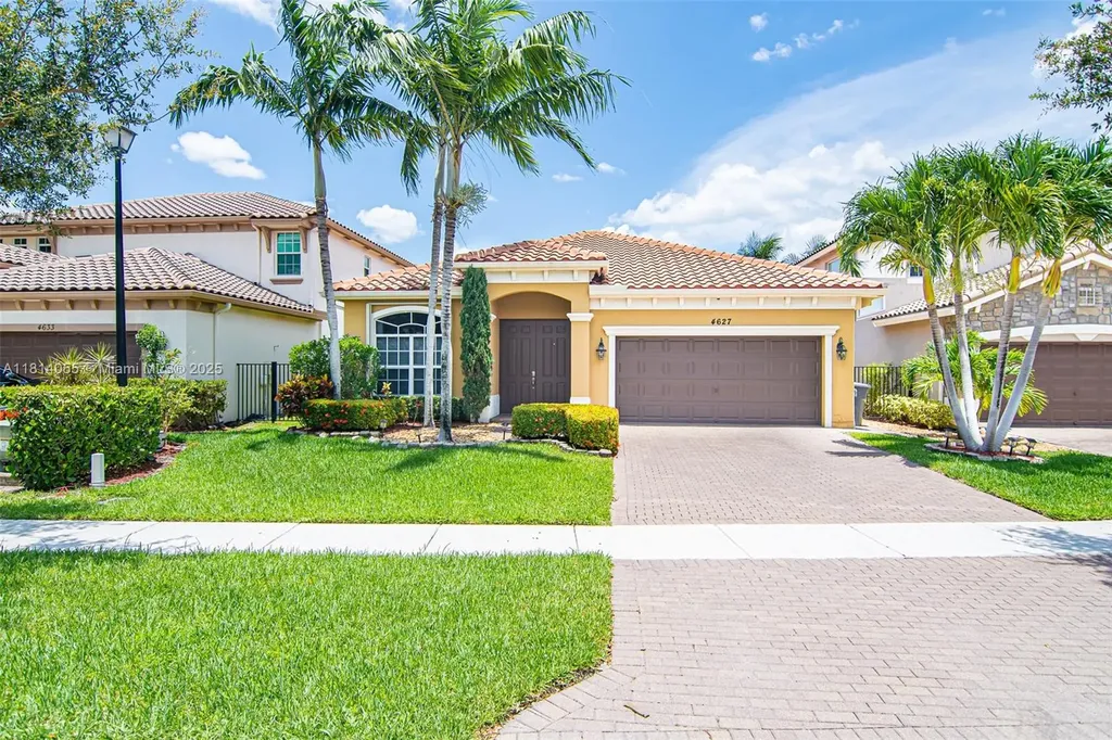 4627 Capital Drive Lake Worth FL 33463