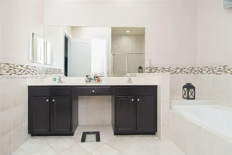 4627 Capital Drive Lake Worth FL 33463