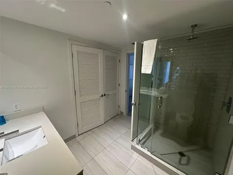 4010 S Ocean Drive Hollywood FL 33019