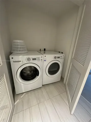 4010 S Ocean Drive Hollywood FL 33019