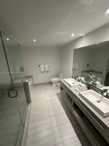 4010 S Ocean Drive Hollywood FL 33019