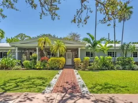 915 Country Club Prado Coral Gables FL 33134