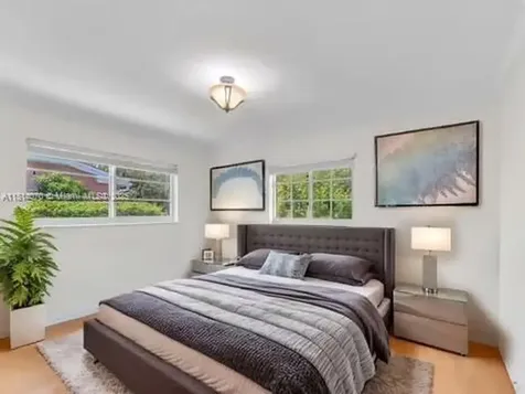 915 Country Club Prado Coral Gables FL 33134
