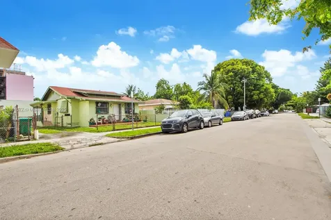 1159 NW 4th Street Miami FL 33128