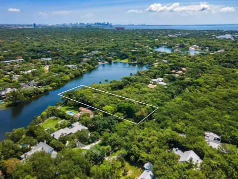 5355 Hammock Drive Coral Gables FL 33156