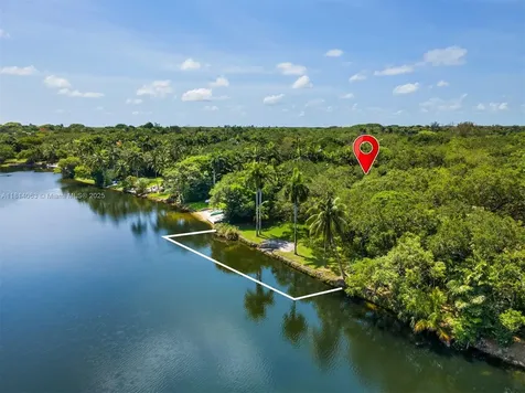 5355 Hammock Drive Coral Gables FL 33156