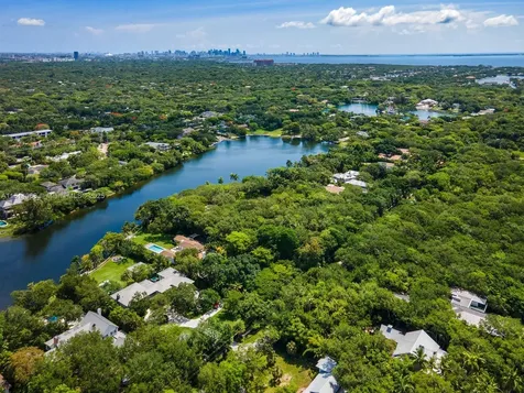 5355 Hammock Drive Coral Gables FL 33156