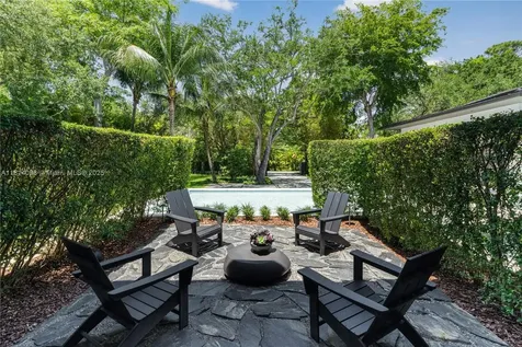 9505 SW 63rd Court Pinecrest FL 33156