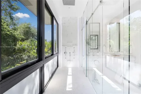 9505 SW 63rd Court Pinecrest FL 33156