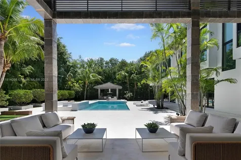 9505 SW 63rd Court Pinecrest FL 33156