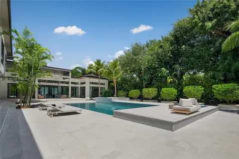 9505 SW 63rd Court Pinecrest FL 33156