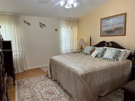 126 Chestnut Circle Royal Palm Beach FL 33411