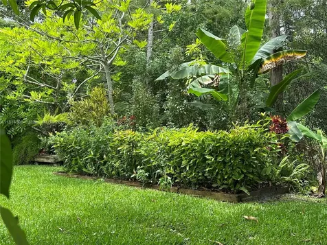 126 Chestnut Circle Royal Palm Beach FL 33411