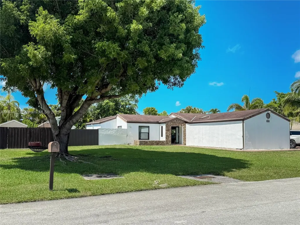 14751 SW 158th Street Miami FL 33187