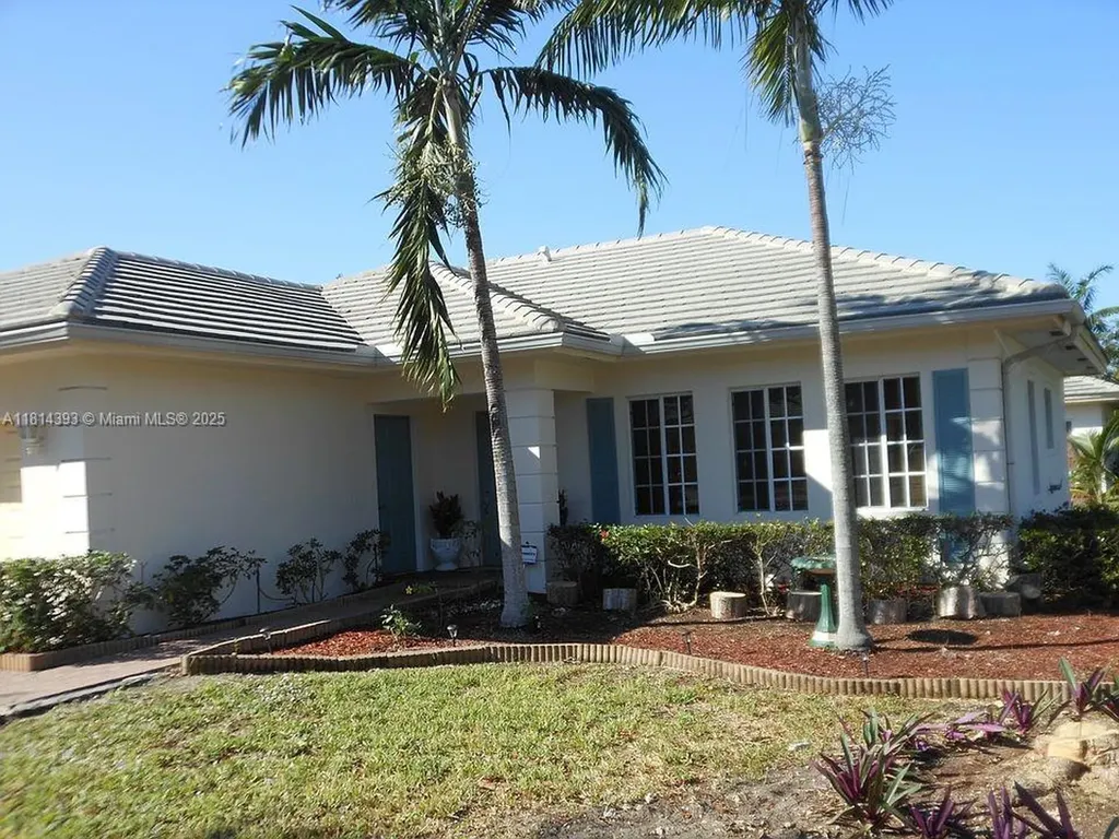 325 NW 17th Avenue Pompano Beach FL 33069