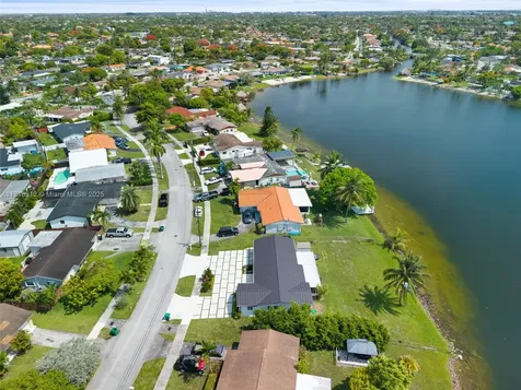 3751 SW 124th Court Miami FL 33175