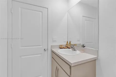 504 NE 1st Drive Florida City FL 33034