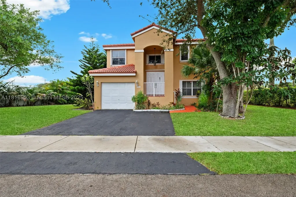 4333 SW 84th Terrace Davie FL 33328