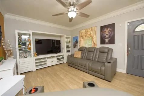 916 NW 3rd Avenue Homestead FL 33030