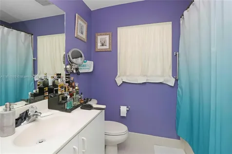 1585 SE 20th Road Homestead FL 33035